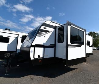 Caravan East to West Longitude 230FK 1668-24